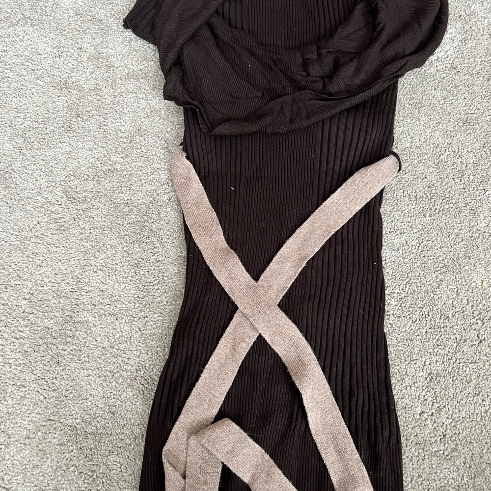 Brown Cawl neck long sweater with a light brown belt size M